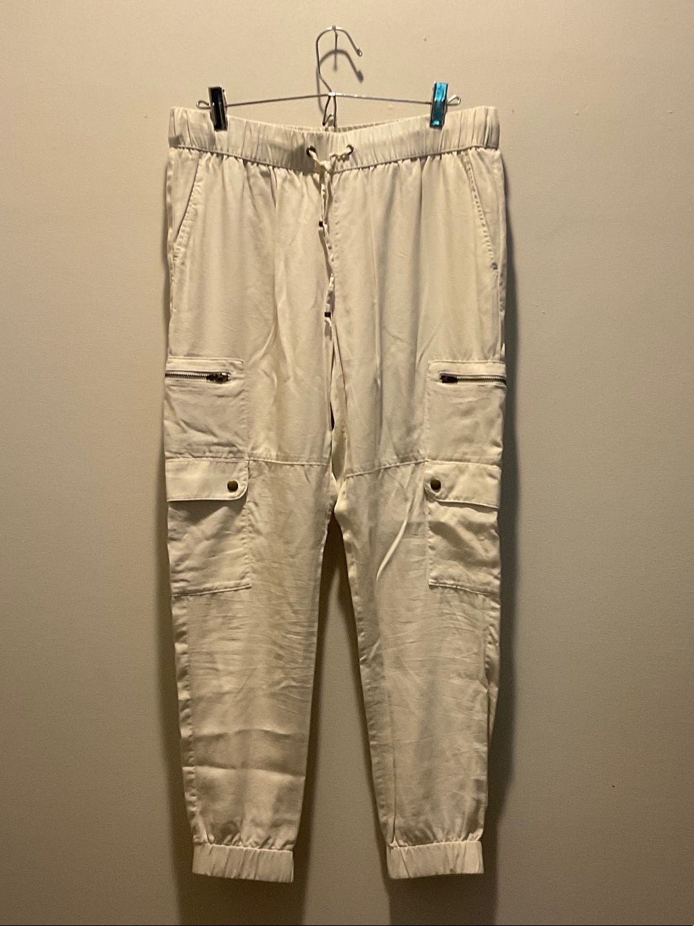 Banana Republic Factory Cream Cargo Jogger Pants